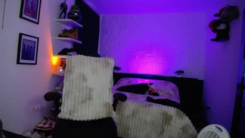 zac_muller1 online show from 17, 5, 2026
