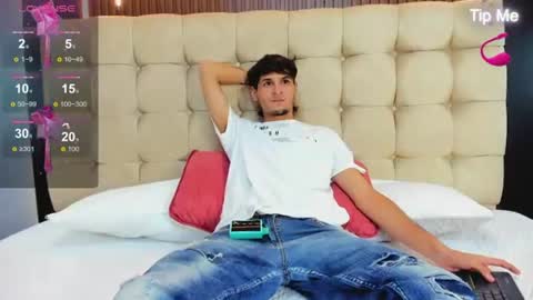 zack23__ online show from 9, 7, 2026