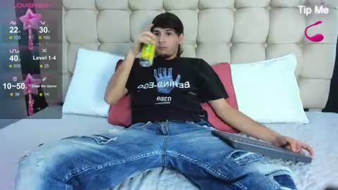 zack23__ online show from 12, 7, 2026