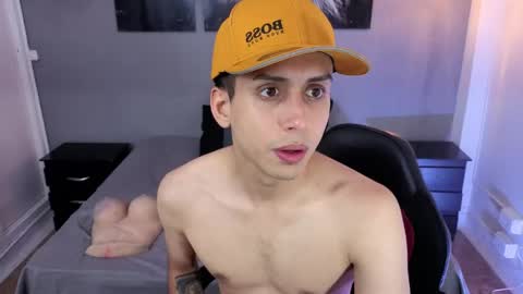 zack_isback online show from 25, 4, 2026