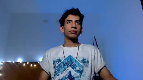 Snapshot of zack_kingg chatting on 4, 3, 2025 Zack King online show from 4, 3, 2025