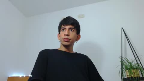 Snapshot of zack_kingg chatting on 12, 3, 2025 Zack King online show from 12, 3, 2025