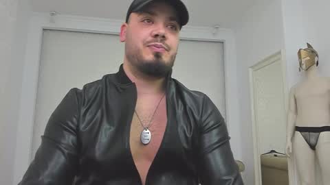 Snapshot of zackconnorsx chatting on 16, 12, 2024 Zack online show from 16, 12, 2024