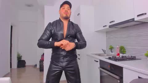 Snapshot of zackconnorsx chatting on 14, 2, 2025 Zack online show from 14, 2, 2025