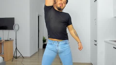 Snapshot of zackconnorsx chatting on 3, 3, 2025 Zack online show from 3, 3, 2025