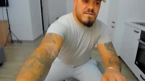 Snapshot of zackconnorsx chatting on 4, 11, 2025 Zack online show from 4, 11, 2025