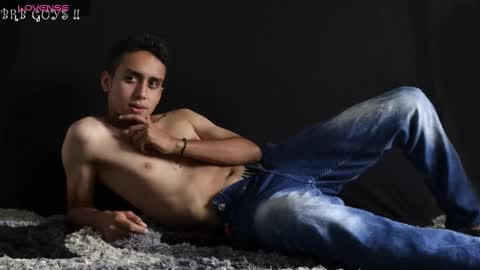 zackdriussyx online show from 5, 2, 2025