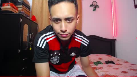 zackdriussyx online show from 28, 2, 2025