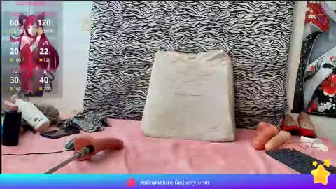 Snapshot of zafira_mature chatting on 20, 10, 2025 zafira online show from 20, 10, 2025