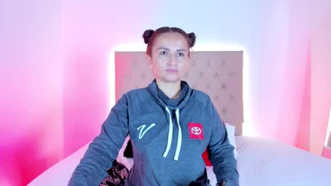 Zafiro Brown online show from 25, 10, 2025