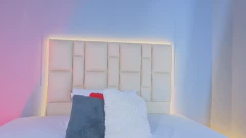 Zafiro Brown online show from 26, 11, 2025