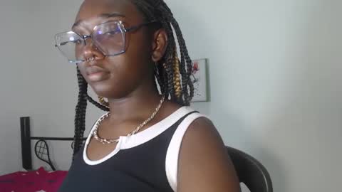 Snapshot of zahhysims chatting on 25, 2, 2025 zahhy online show from 25, 2, 2025