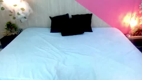 Zahira  online show from 12, 1, 2026