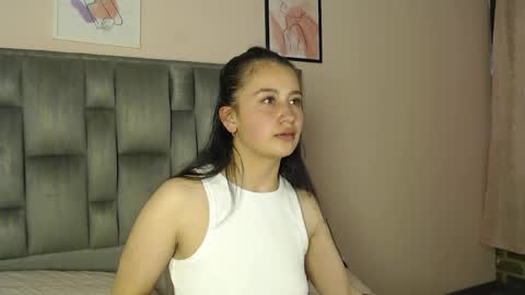 Snapshot of zaida_1 chatting on 8, 5, 2026 Zaida online show from 8, 5, 2026