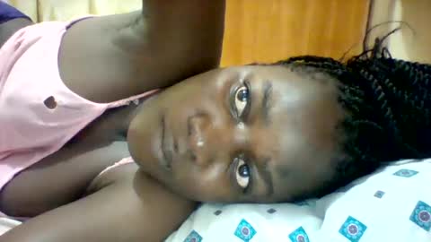 Snapshot of zainxxxx chatting on 3, 2, 2025 zainxxxx online show from 3, 2, 2025