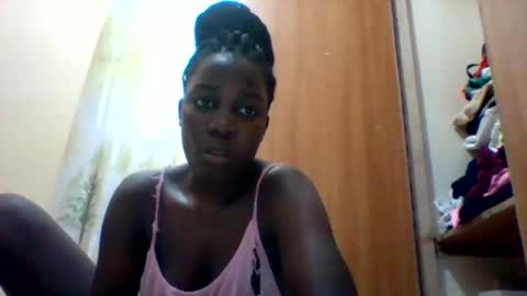 Snapshot of zainxxxx chatting on 10, 2, 2025 zainxxxx online show from 10, 2, 2025