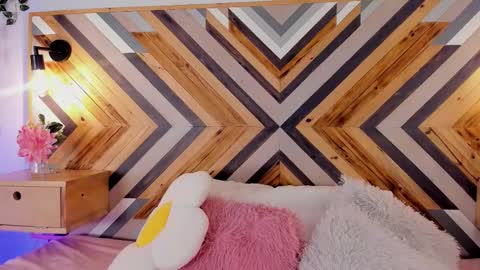 Zaira  online show from 17, 2, 2026