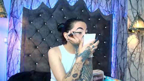 Snapshot of zami_escobar_of chatting on 15, 9, 2025 online show from 15, 9, 2025