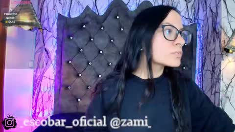 Snapshot of zami_escobar_of chatting on 21, 9, 2025 online show from 21, 9, 2025