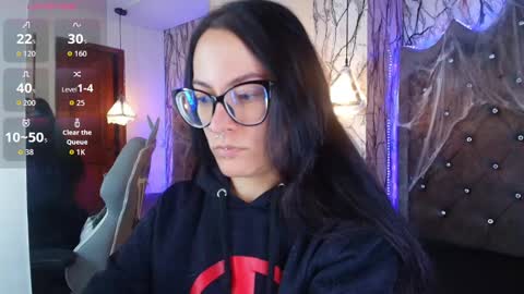 Snapshot of zami_escobar_of chatting on 12, 10, 2025 online show from 12, 10, 2025