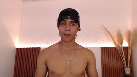 Snapshot of zander_2120 chatting on 5, 12, 2024 Zander online show from 5, 12, 2024