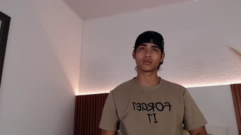 Snapshot of zander_2120 chatting on 14, 12, 2024 Zander online show from 14, 12, 2024