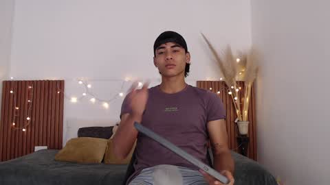 Snapshot of zander_2120 chatting on 29, 12, 2024 Zander online show from 29, 12, 2024