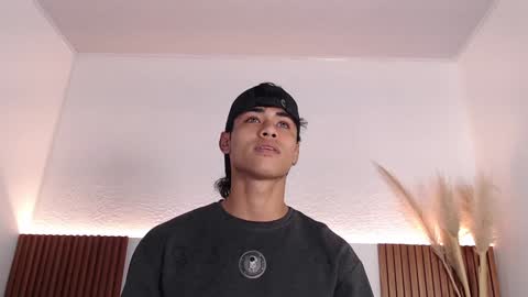 Snapshot of zander_2120 chatting on 14, 1, 2025 Zander online show from 14, 1, 2025