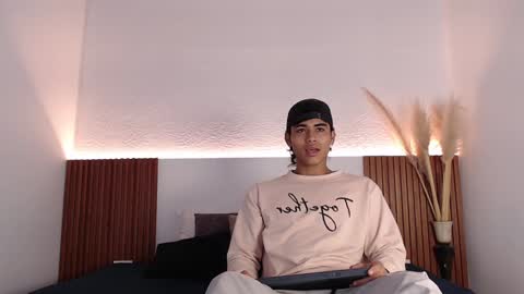 Snapshot of zander_2120 chatting on 17, 1, 2025 Zander online show from 17, 1, 2025