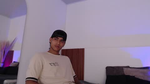 Snapshot of zander_2120 chatting on 28, 1, 2025 Zander online show from 28, 1, 2025