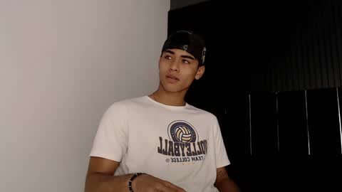 Snapshot of zander_2120 chatting on 29, 1, 2025 Zander online show from 29, 1, 2025