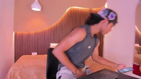 Snapshot of zander_2120 chatting on 7, 3, 2025 Zander online show from 7, 3, 2025