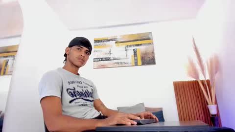 Snapshot of zander_2120 chatting on 14, 11, 2025 Zander online show from 14, 11, 2025