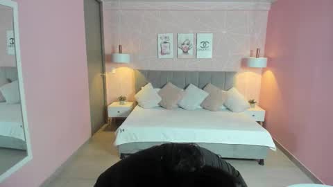 Zara Sweet  online show from 18, 11, 2025