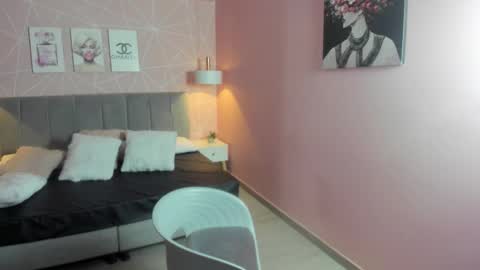 Zara Sweet  online show from 19, 1, 2026