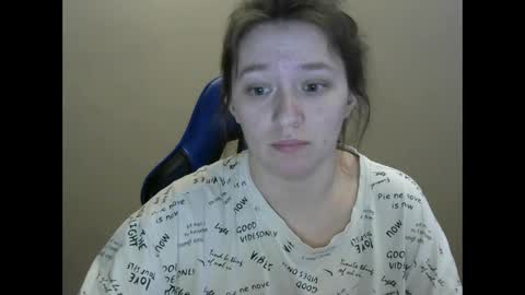 chaturcum online show from 4, 2, 2025