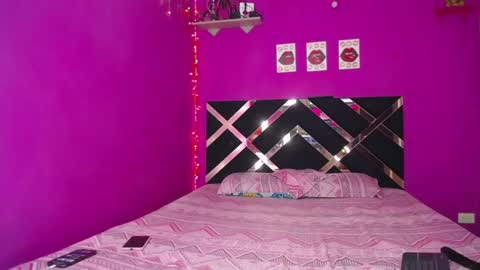 ZARA ANYELINA online show from 30, 1, 2025