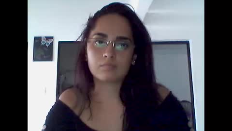 Snapshot of zaraa_lopez chatting on 12, 11, 2025 zaraa_lopez online show from 12, 11, 2025