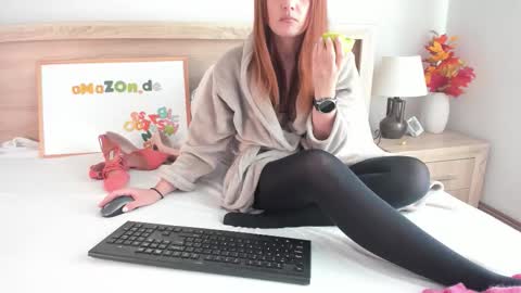 Snapshot of zaraagnes chatting on 5, 11, 2025 Agnes online show from 5, 11, 2025