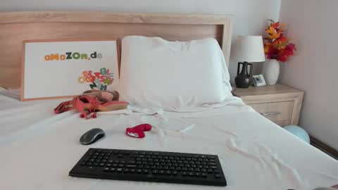 Snapshot of zaraagnes chatting on 13, 11, 2025 Agnes online show from 13, 11, 2025