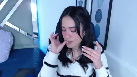 Snapshot of zaradames_ chatting on 20, 12, 2024 zaradames_ online show from 20, 12, 2024