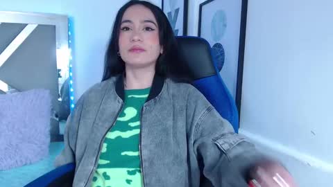 Snapshot of zaradames_ chatting on 24, 1, 2025 zaradames_ online show from 24, 1, 2025