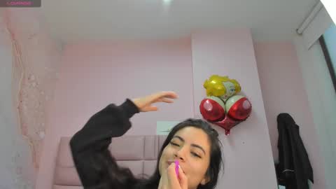 Zarah  online show from 17, 9, 2025