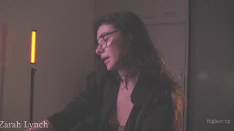 Miss Lynch   Next show  2911 online show from 12, 3, 2026