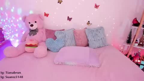 Snapshot of zaratorres_ chatting on 21, 1, 2025 Zara online show from 21, 1, 2025