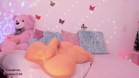 Snapshot of zaratorres_ chatting on 14, 2, 2025 Zara online show from 14, 2, 2025