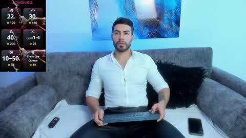 Snapshot of zarekfox chatting on 9, 10, 2025 Zarek online show from 9, 10, 2025