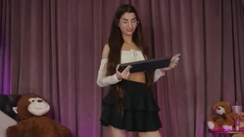 zariaavera online show from 17, 3, 2026