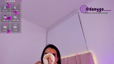 Snapshot of zarianaevanz chatting on 30, 9, 2025 Zariana online show from 30, 9, 2025