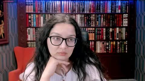 Snapshot of zarifabevi chatting on 26, 10, 2025 Zarifa online show from 26, 10, 2025